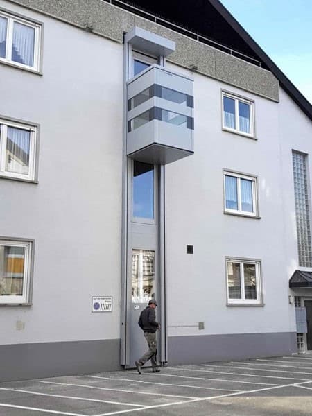 ascensore-a-cabina-ascendor-per-disabili