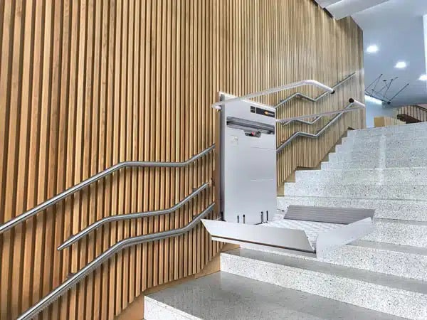 installazione-di-montascale-per-disabili