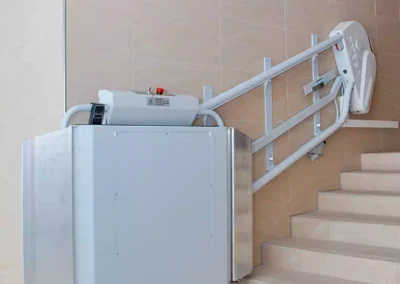 montascale minerva modello a pedana o