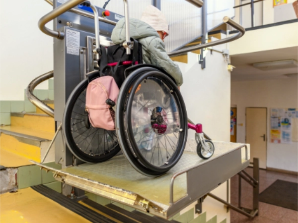 abbattimento-barriere-architettoniche-ragazzi-disabili abbattimento-barriere-architettoniche-ragazzi-disabili